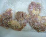 レモンでもみもみ☆鶏もも肉のパン粉焼き作り方1写真