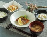 お芋とあげの味噌汁【入院食⑲夕/温副菜】作り方7写真