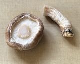 塩とオリーブオイルだけで！焼き椎茸作り方2写真