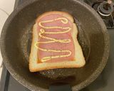 冷凍食パンでくり抜きハム卵チーズトースト作り方6写真