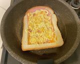 冷凍食パンでくり抜きハム卵チーズトースト作り方7写真