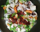 ≪韓国風≫ コウイカと野菜の甘辛炒め作り方7写真