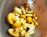 なめことほうれん草の中華スープ作り方1写真