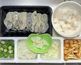 牡蠣と大根とナメコとオクラのカレー作り方1写真