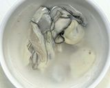 牡蠣と大根とナメコとオクラのカレー作り方2写真