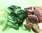 朝昼夕♪小松菜と生しいたけの納豆汁作り方1写真