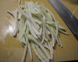 ごま風味たっぷり！大根の皮のきんぴら作り方1写真