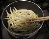 ごま風味たっぷり！大根の皮のきんぴら作り方2写真