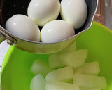 鶏手羽元と大根と卵の柔らか煮作り方3写真