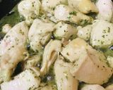 市販ソース●サッとできる鶏肉のバジル炒め作り方2写真