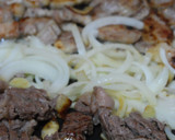 ステーキ肉を骨付きカルビ風に　（切り方）作り方6写真
