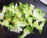 さつま芋とカリフラワーの葉のクミン炒め作り方1写真