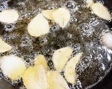 手軽に！鯖缶と舞茸と長ねぎのアヒージョ作り方2写真