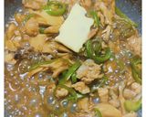 舞茸とピーマン🫑豚肉のバタポン酢炒め🌟作り方5写真