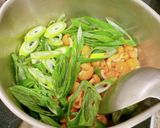 なめこと塩麹のうまみ味噌汁作り方1写真