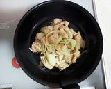 長ネギと玉ねぎの海鮮米粉チヂミ作り方3写真