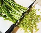 超簡単!カブの葉で栄養満点なご飯のお供♡作り方1写真