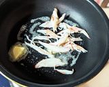 バターが香るカニカマ★パリおにぎり作り方2写真