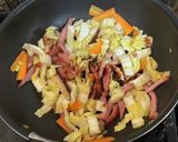 白菜とソーセージの焼きそば・焼肉のタレで作り方3写真