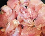 ノンオイル●鶏もも肉の白だしレモン炒め作り方1写真