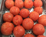 【保育園給食】トマトと竹輪の中華和え作り方1写真