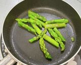 エビとアスパラのソテー♪ヨーグルトソース作り方5写真