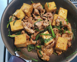 節約食材で！豚こまと厚揚げの辛みそ炒め作り方5写真