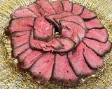 旨味ぎっしり！ジューシーなローストビーフ作り方24写真