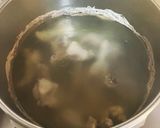 手羽元で簡単水炊き鍋作り方1写真