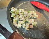 ゴロゴロ豚ロースのパクチーチャーハン作り方5写真