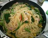 コーンとホウレン草のスープパスタ作り方7写真