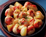 みつせ鶏だごジャガのピザ風鉄板焼き作り方3写真