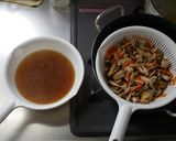 不器用鶏ごぼうシメジ舞茸ご飯作り方2写真
