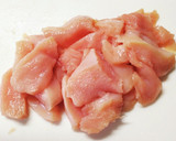簡単✾鶏むね肉と大根 えのきの お吸い物作り方3写真