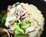 簡単！大盛り野菜の煮込みラーメン風独り鍋作り方5写真
