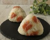 生ハムと粉チーズのおにぎり作り方3写真