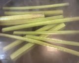 食育☆フキとベーコン炒め☆山菜作り方4写真