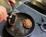 簡単！肉汁たっぷりハンバーグ作り方12写真