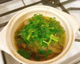 せりと椎茸鳥牛蒡の小鍋作り方3写真