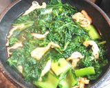 かつお菜と薄揚げの温かい蕎麦　発酵玉葱作り方2写真