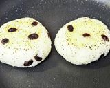 レーズンバターでスパイシー★パリおにぎり作り方3写真