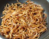 ソース焼きそばの入った普通のお好み焼き作り方4写真