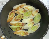 長ネギを敷いたブリの照り焼き作り方5写真