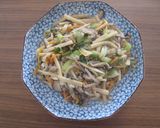 野菜たっぷり！簡単こんがり春巻き☆作り方4写真
