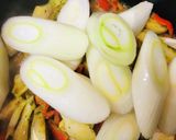 こくまろ中辛●長ネギたまごカレー作り方2写真
