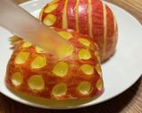 りんご　水玉模様　飾り切り作り方1写真