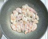 ササミと長ネギとナメコのニンニク炒め作り方3写真