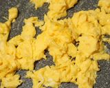 絶品♡鶏肉とふわふわ卵のケチャップ炒め作り方3写真