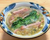 ロースハムと玉ネギと豆苗で即席春雨スープ作り方6写真