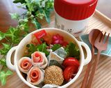 お弁当に★ハムと餃子の皮で薔薇の花作り方7写真